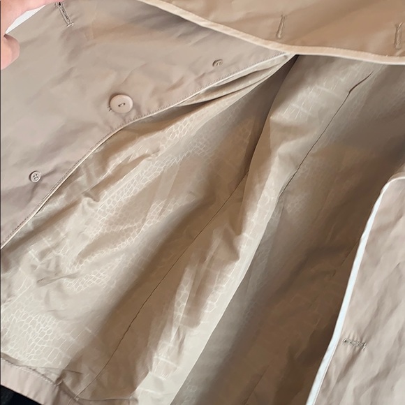 EUC trench coat - Picture 3 of 7